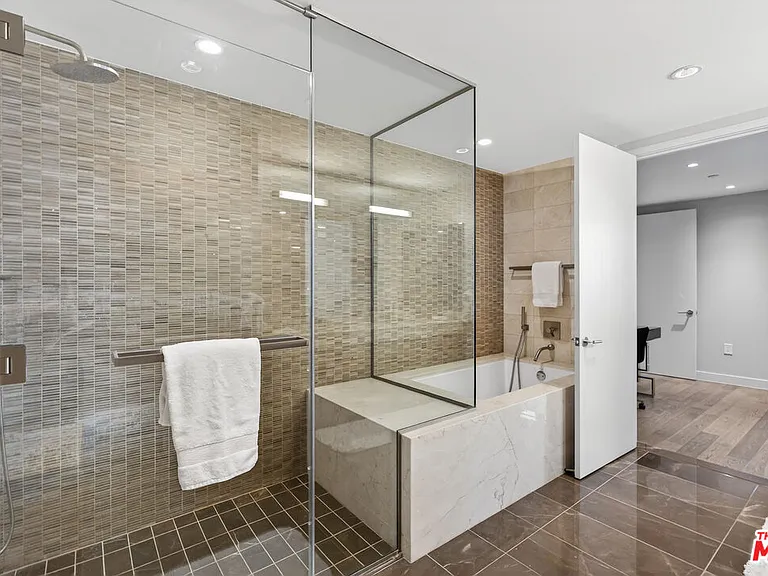 1755 Ocean Ave #702 — Photo 24