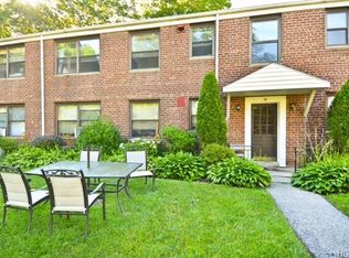 18 Rockledge Rd APT 1B, Hartsdale, NY 10530