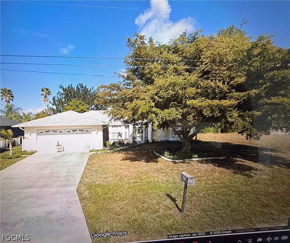 2 bed, 1.0 bath, 1753 sqft, $1,700 — Photo 1