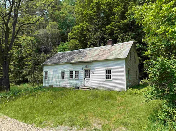 207 West Road, Sandgate, VT 05250