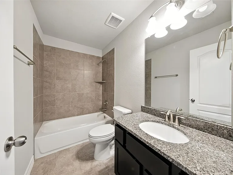 2072 Brookmont Dr — Photo 32