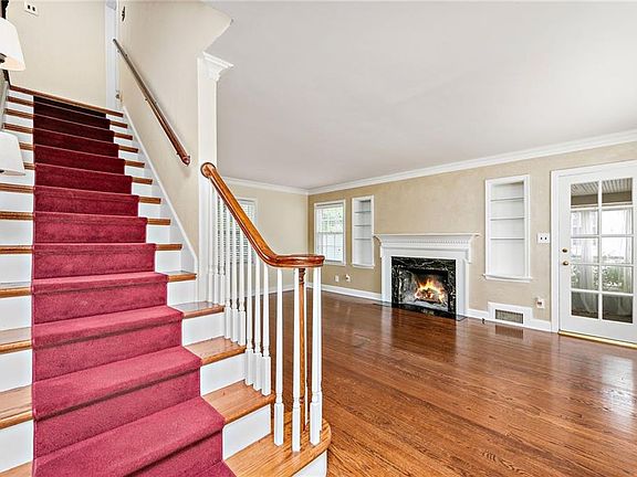 3rd image of 7715 Ward Parkway Plz