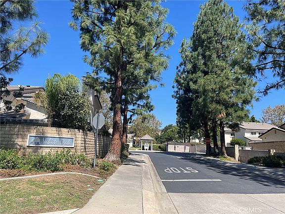 2nd image of 2418 Manet Ln