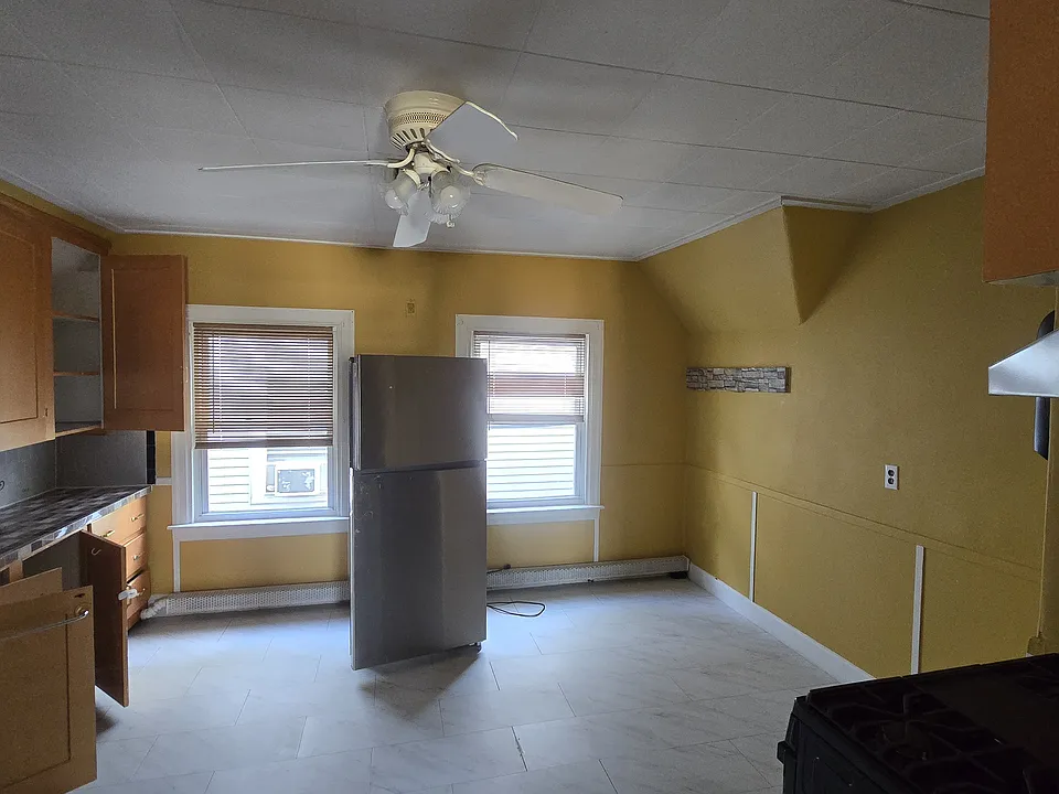 85 Maynard St #3