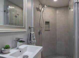 27 Plymouth St #2, Cambridge, MA 02141