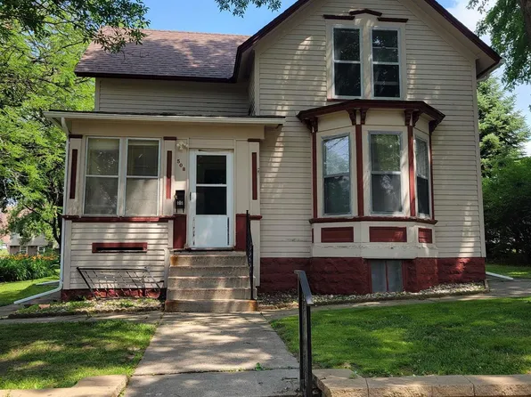 508 E 8th St, Dell Rapids, SD 57022