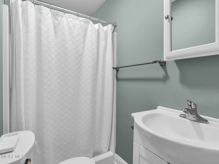 14 Willow Way — Photo 6