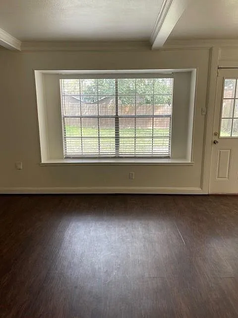 3 bed, 2.0 bath, 1666 sqft, $1,750 — Photo 4