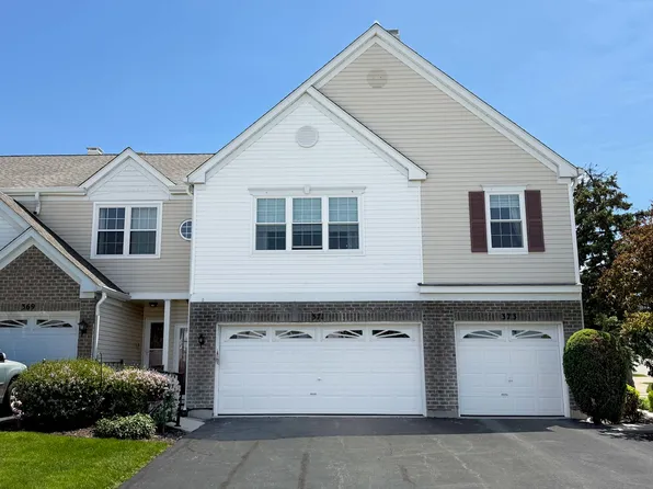 371 Gazebo Ln #371, Lombard, IL 60148