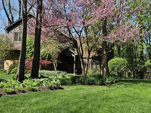 889 Cedar Wood Pl, Carmel, IN 46032