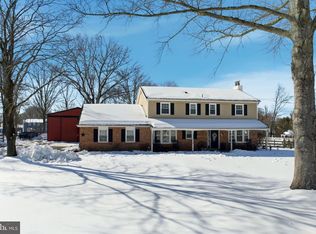 60 Pebble Ridge Rd, Warrington, PA 18976