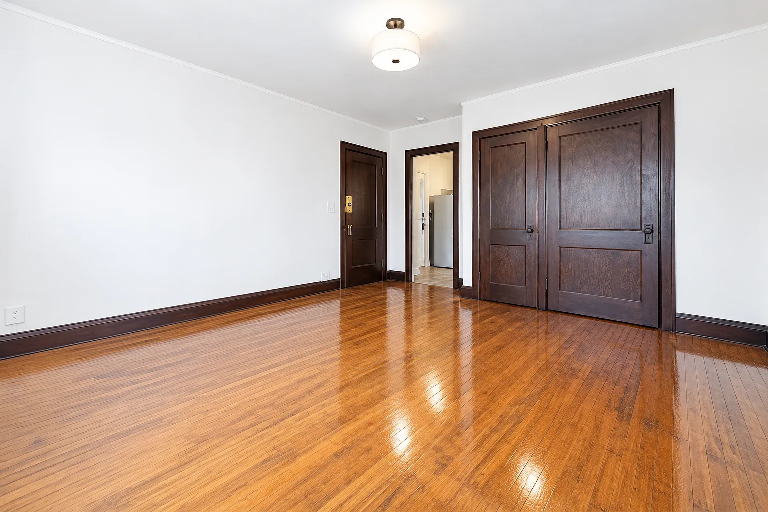 1166 Grand Ave — Photo 2