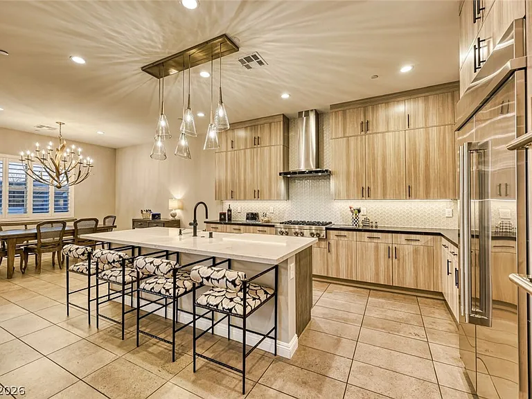 11729 Belorado Ave — Photo 9