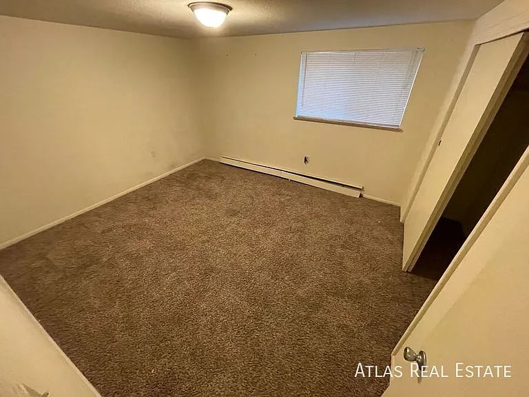 3730 Owens St #D — Photo 9