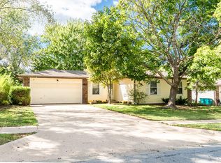 5783 S Franklin Ave, Springfield, MO 65810