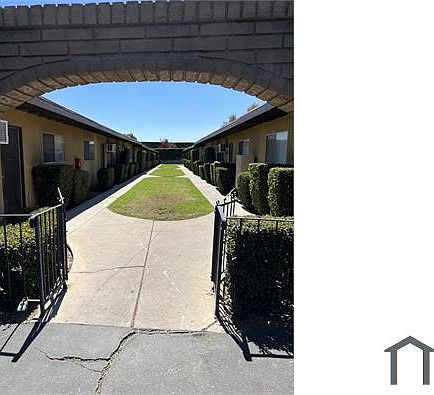 1st image of 23889 Hemlock Ave
