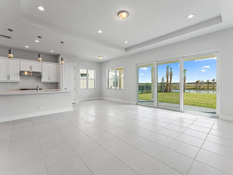 12550 Nautilus Cir — Photo 15