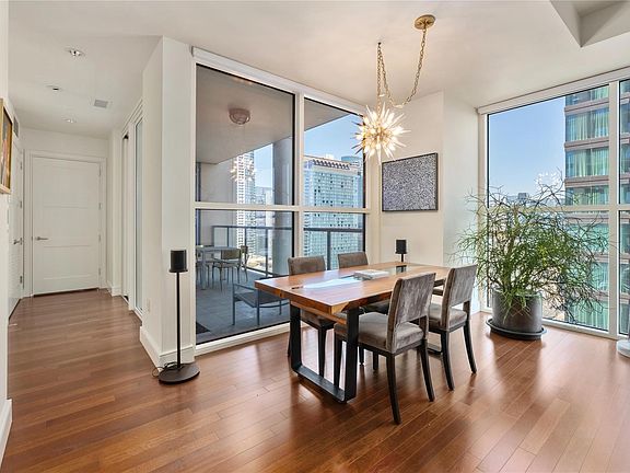 4th image of 98 San Jacinto Blvd #2203