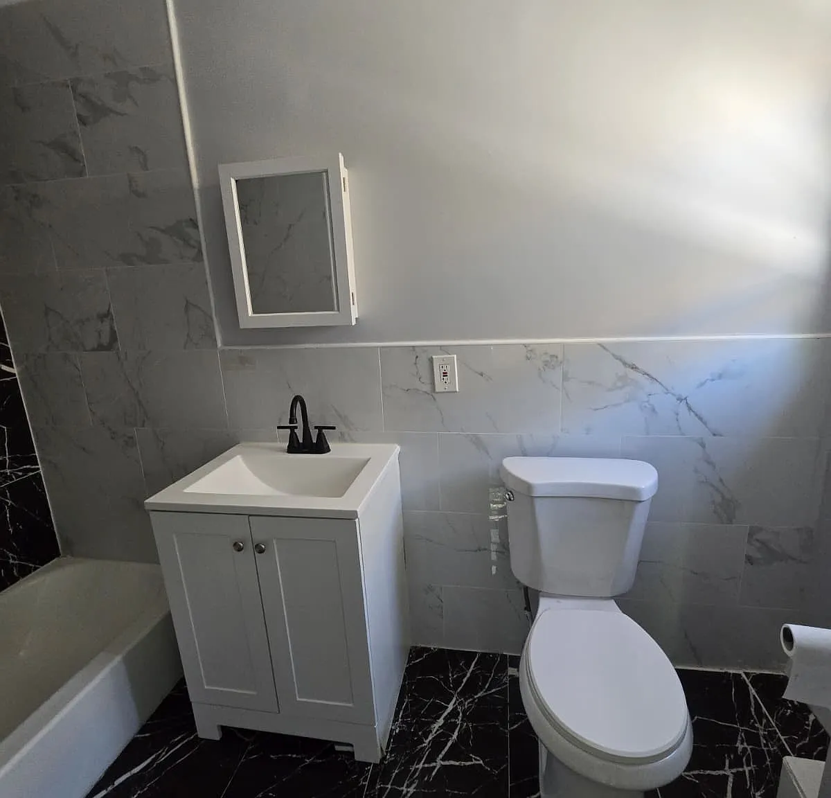 1 bed, $2,000 — Photo 4