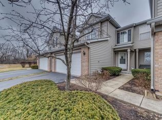 3258 Foxridge Ct #3258, Woodridge, IL 60517