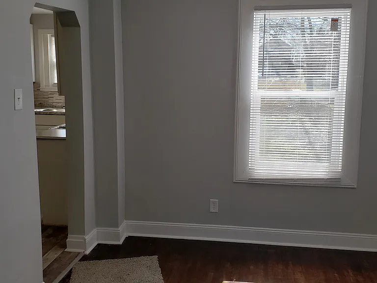 257 Benfield Ave — Photo 10
