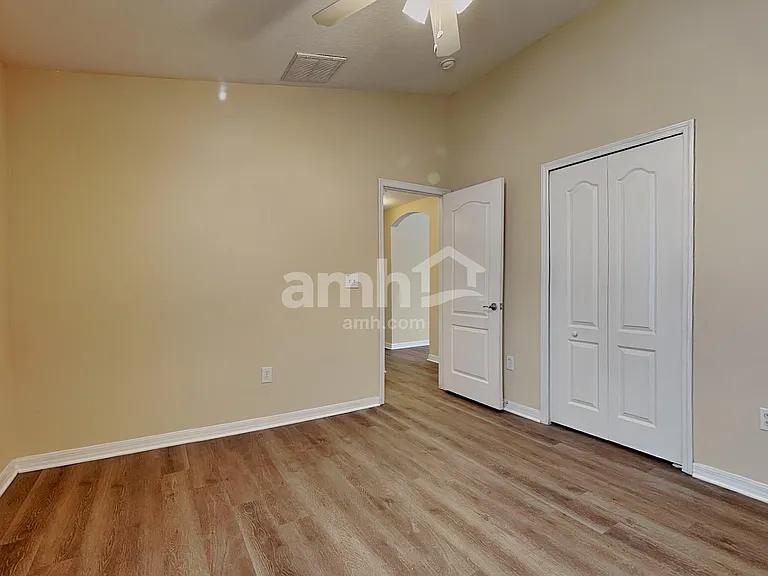 10234 Perthshire Cir — Photo 15