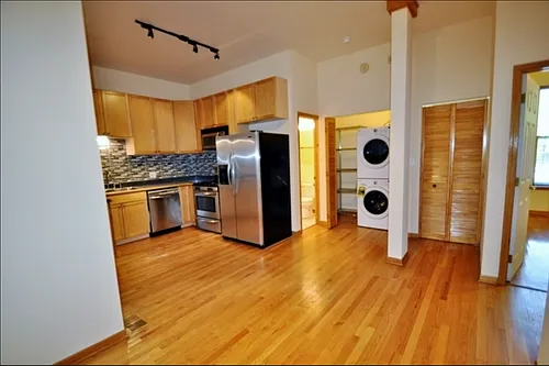 6412 S Woodlawn Ave #1NE Photo 1