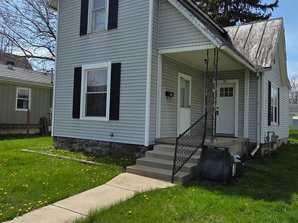 20 Seltzer Ave, Shelby, OH 44875