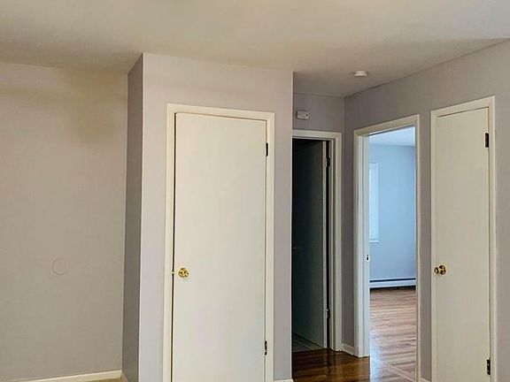 3rd image of 5912 50th Ave Unit 16
