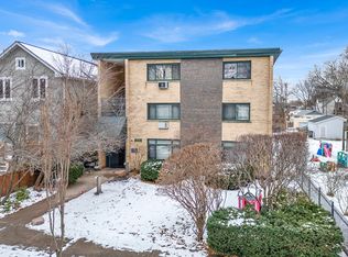 1936 Wesley Ave APT 3B, Evanston, IL 60201