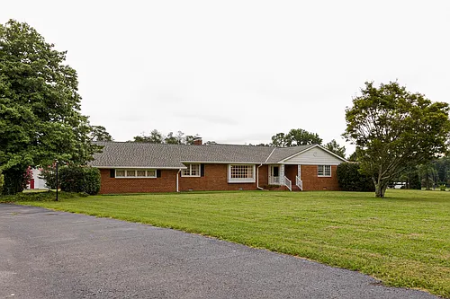 10521 Chalkley Rd Photo 1