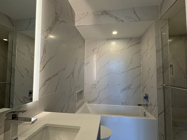 2105 W 46th Ave #409 — Photo 8