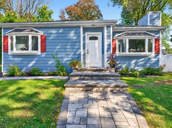 6 Jones St, Roxbury Twp., NJ 07847