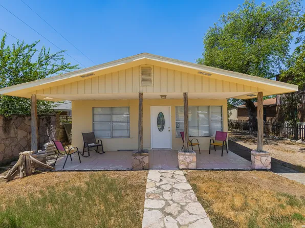 819 N Comal, Eagle Pass, TX 78852