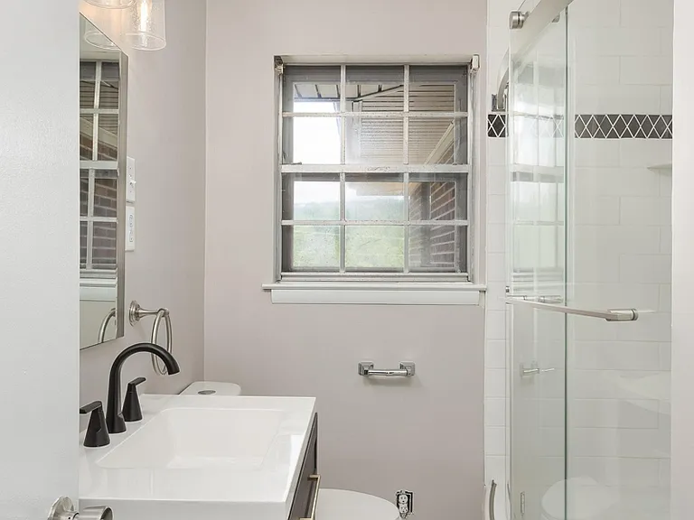 3699 Tacoma Ave — Photo 29