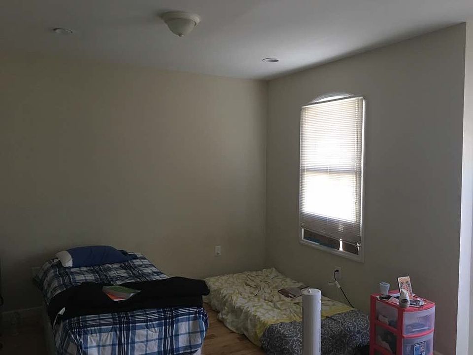 Master bedroom Pic 1