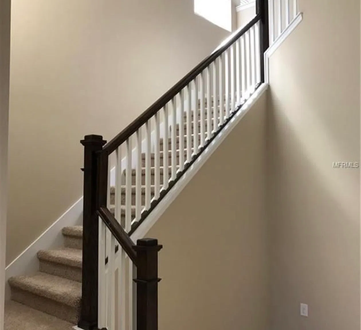 4 bed, 3.5 bath, 2618 sqft, $3,200 — Photo 4
