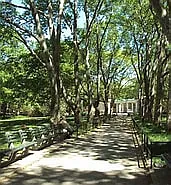 213 Nassau Ave #1R — Photo 1