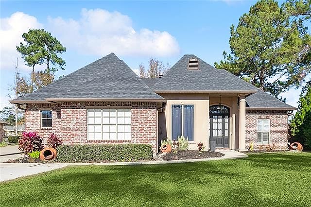 1st image of 555 Sweet Bay Dr