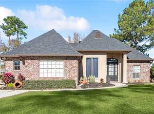 555 Sweet Bay Dr, Mandeville, LA 70448