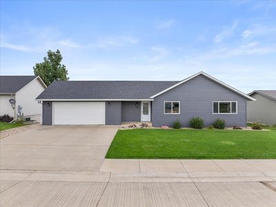 721 Taylor Ct, Belle Fourche, SD, 57717
