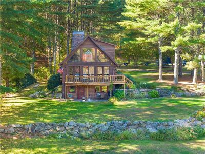 9 Charnley Ave, Hope Valley, RI, 02832