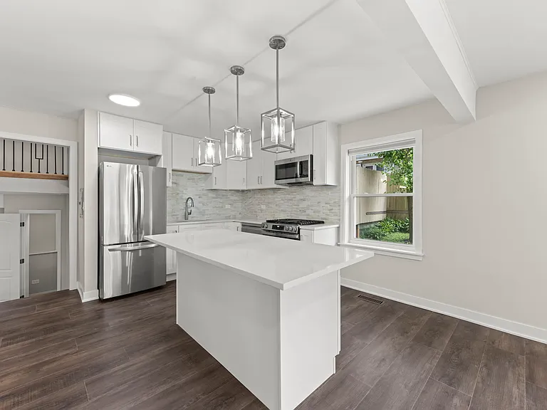 107 N Pierce Ave — Photo 7