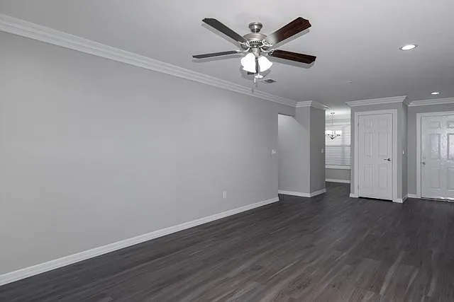 Fairfield Townhouses at Holbrook — Photo 15