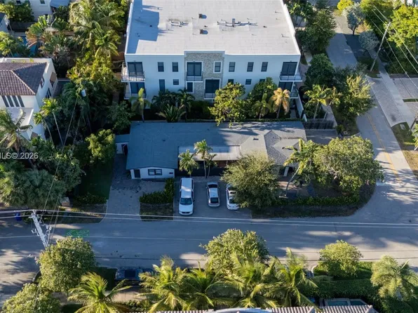 1615 NE 9th St, Fort Lauderdale, FL 33304