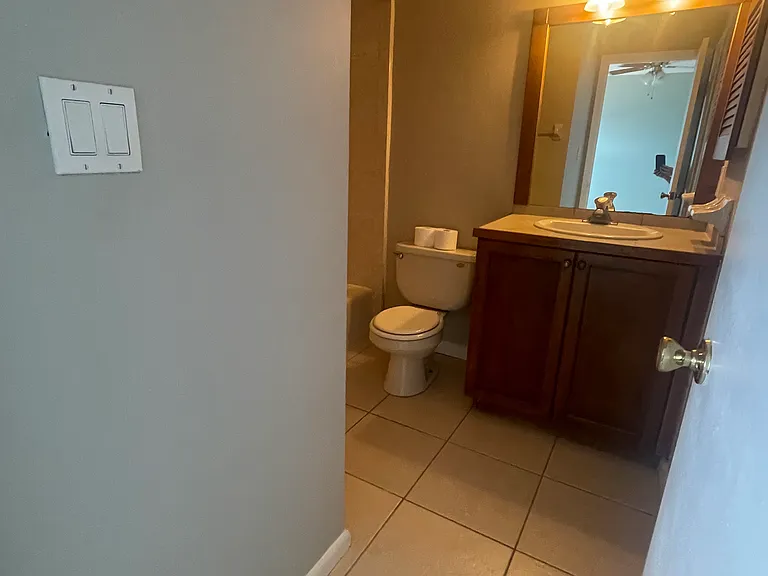 2647 Saint Josephs Dr W — Photo 12