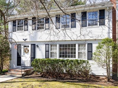 53 Freemont St, Lexington, MA, 02421