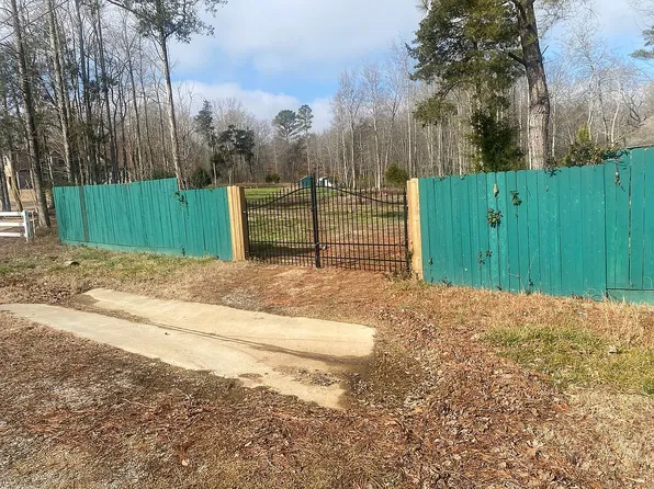 494 Beth Rd, New Market, AL 35761