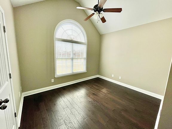 Guest Bedroom 1