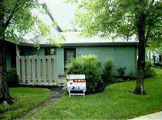 1012 E Crescentville Rd, Cincinnati, OH 45246